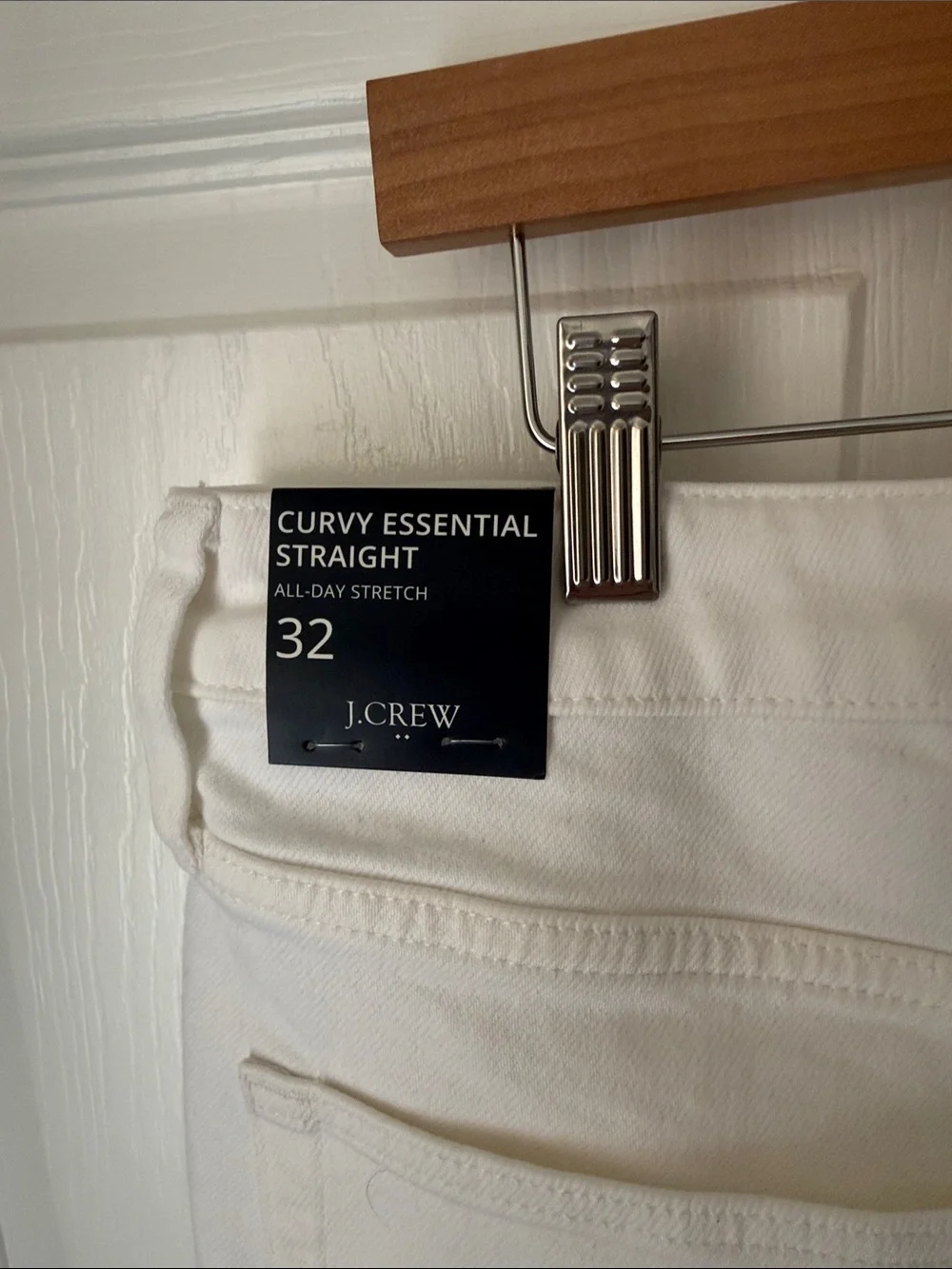 NWT J. Crew White Curvy Essential Straight High-Rise Jeans